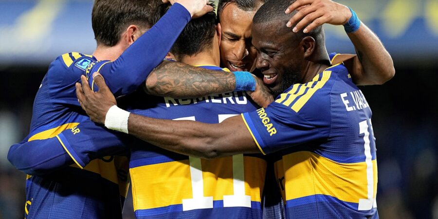 Ángel Romero aprovechó su oportunidad en Boca con un doblete ante Central Córdoba