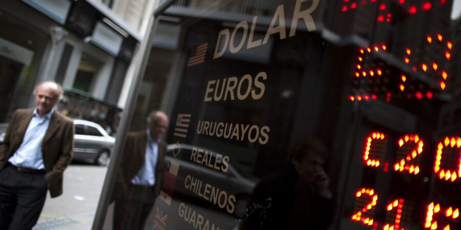 Cotización del dólar hoy: los valores del CCL, tarjeta y cripto este lunes 14 de septiembre
