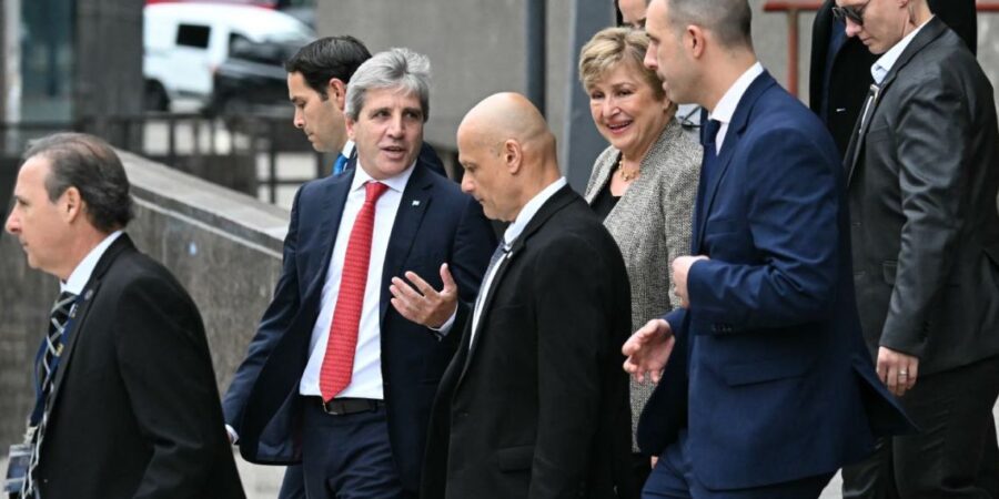 El FMI enviará una misión a la Argentina el 21 de septiembre para la tercera revisión del acuerdo