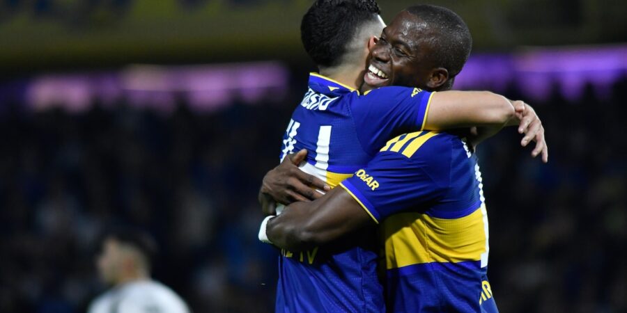 Enner Valencia convirtió su primer gol en Boca e hizo historia para el fútbol ecuatoriano
