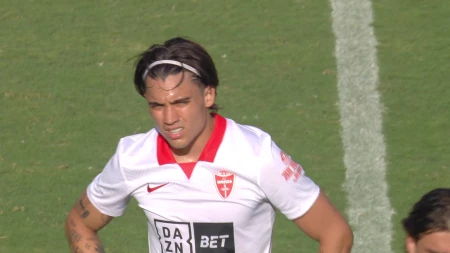 Exequiel Zeballos tuvo su estreno en la Serie A italiana y marcó un gol de tiro libre para Monza