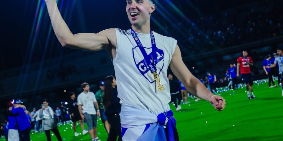 José Paradela se destaca en Cruz Azul y se prepara para enfrentar al Inter Miami de Lionel Messi