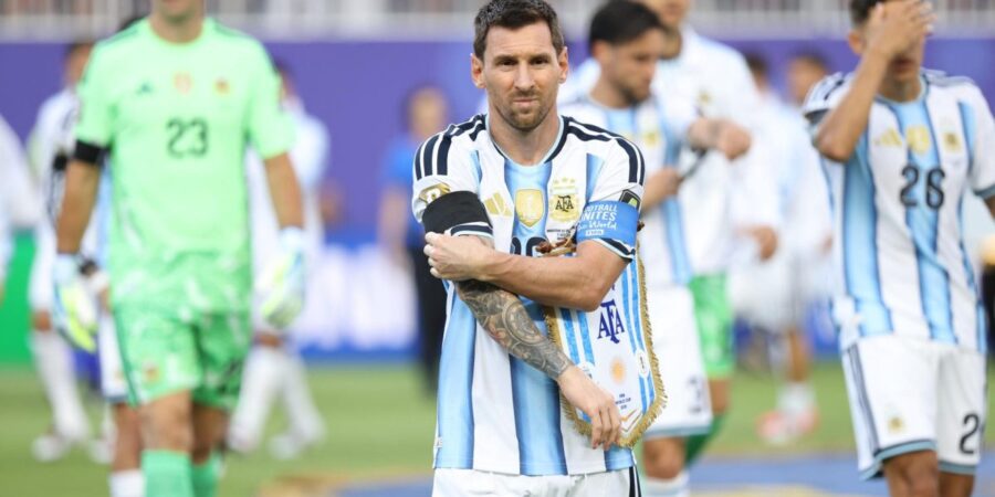 Lionel Messi le dio un 'me gusta' al triunfo del CD Eldense mientras negocia la compra del club