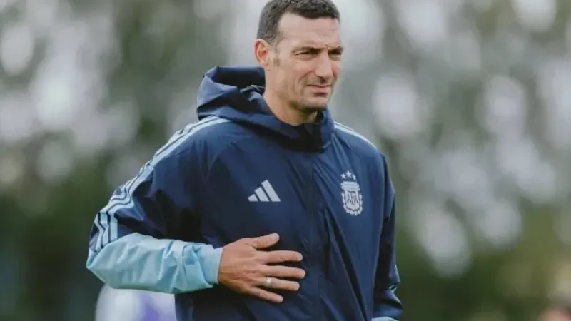 Lionel Scaloni citó a 33 futbolistas para los próximos amistosos de la Selección Argentina