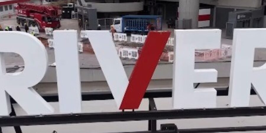 River comenzó el desmontaje de la pantalla gigante en la tribuna Sívori del Monumental