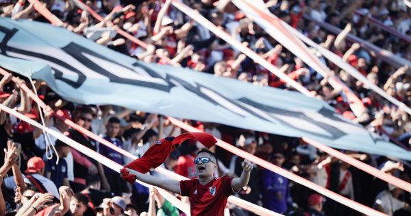 River podrá llevar hinchas visitantes en su visita a Sarmiento en Junín
