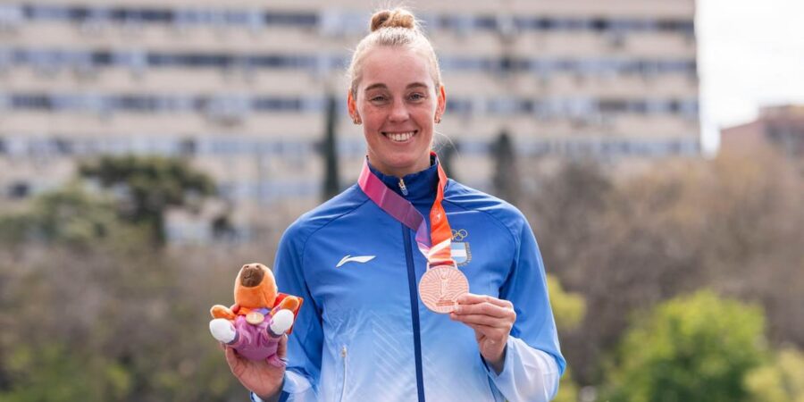 Romina Imwinkelried obtuvo el bronce en Aguas Abiertas y le dio la primera medalla a Argentina