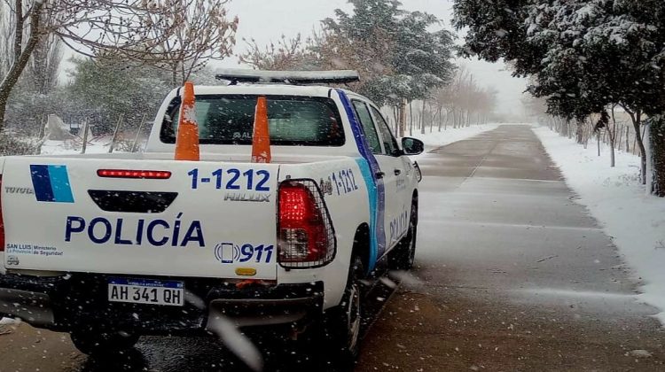 Temporal de nieve en San Luis: aplican cortes y restricciones en varios caminos serranos
